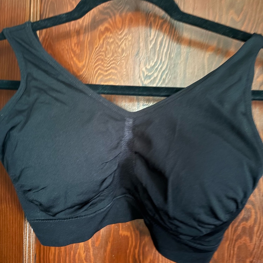 NWOT return Truekind Shapermint  M Seamless Black Comfort Sports Bra